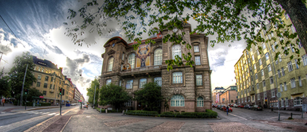 Natural History Museum (Pohjoinen Rautatiekatu 13) is situated in Helsinki city centre. (Photo: Pinja Näkki)