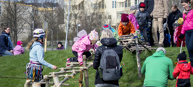 Vappushokkelorata tarjoaa monenlaisia haasteita (kuva: Josefiina Kemppinen)